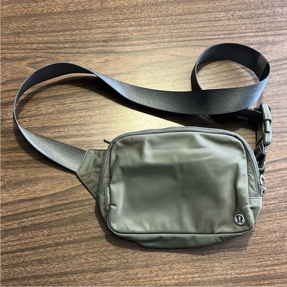 lululemon athletica Handbags - Lululemon Everywhere Belt Bag Grey Sage Green Fanny Pack Unisex